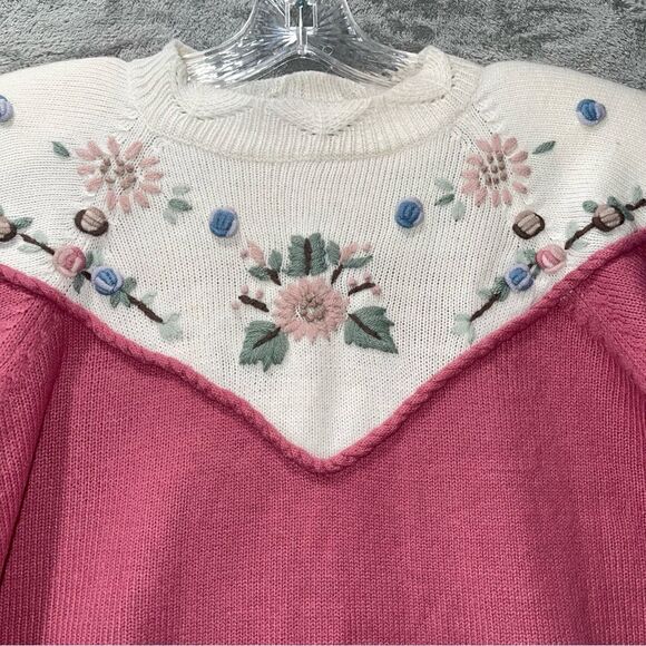 Vintage Dana Scott Pink Embroidered Floral Sweater Size S - Picture 5 of 9